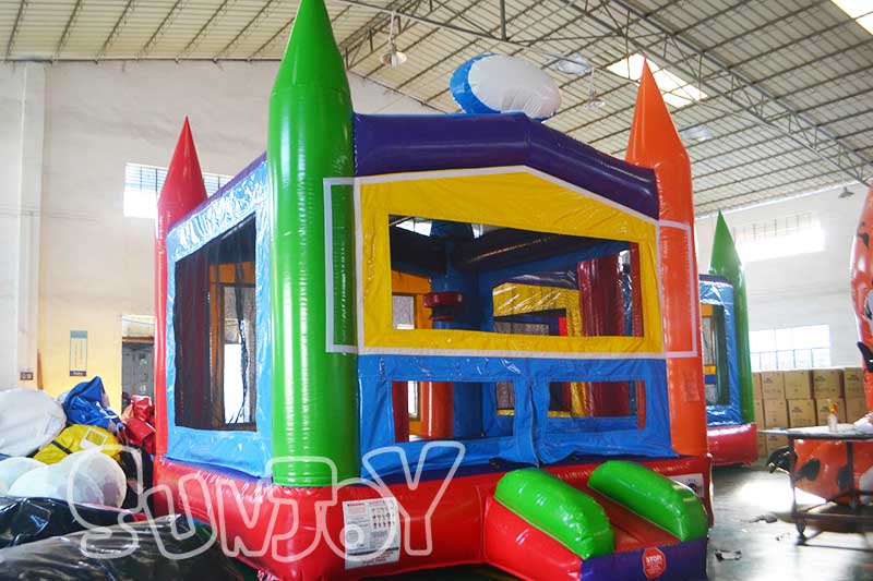 custom inflatable bouncy castle