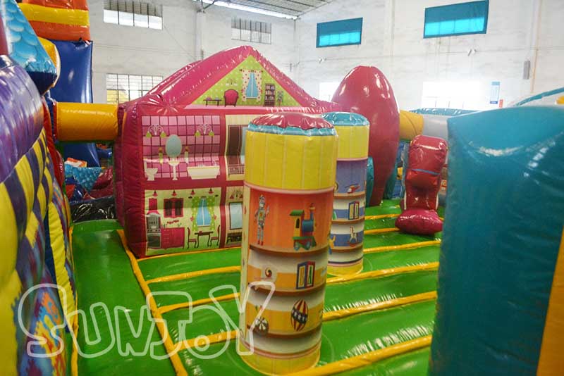 fun inflatable games details 1