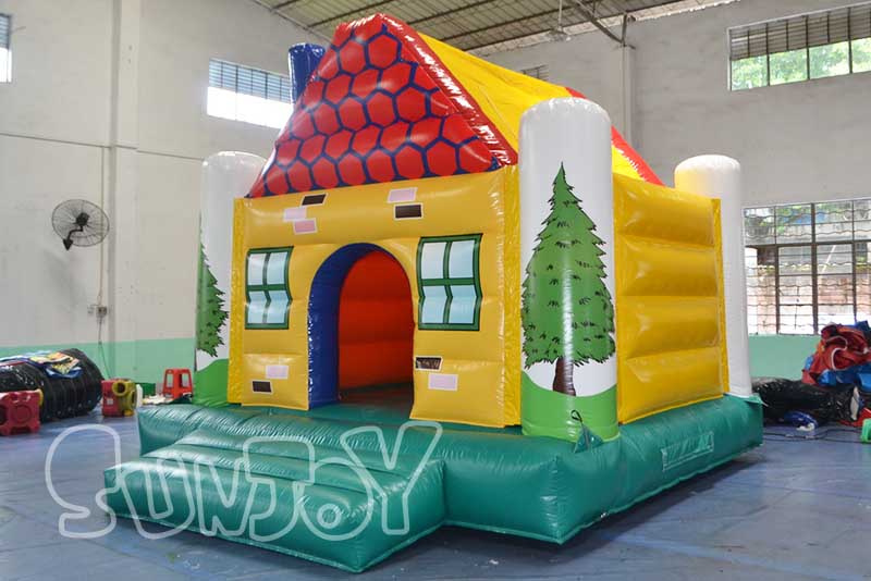 small commercial bounce house
