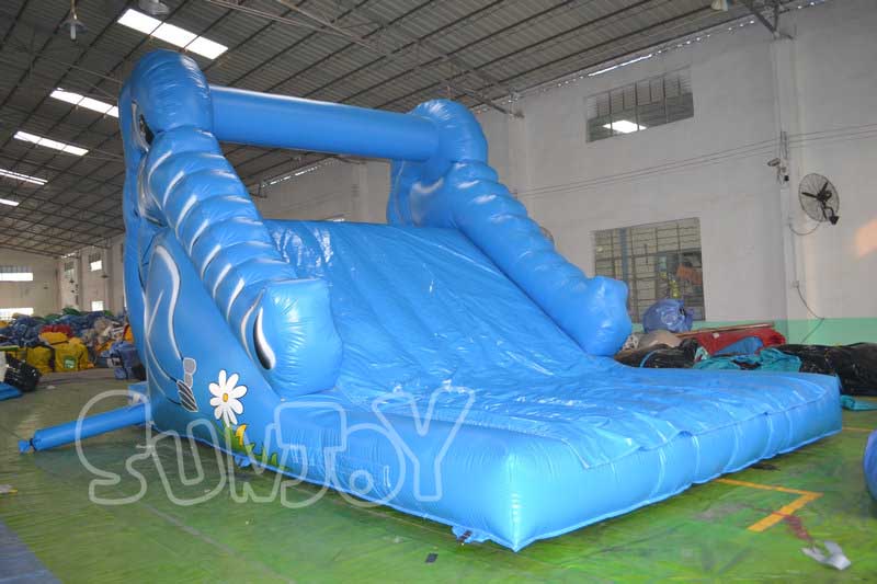wide slide lane and inflatable bottom platform