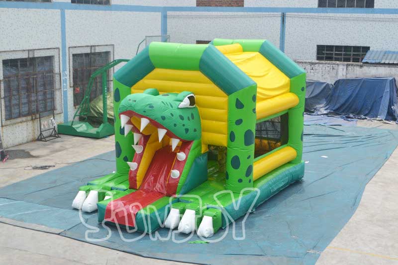 crocodile design inflatable combo for kids