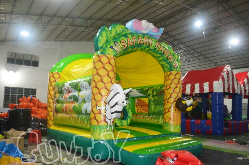 animal theme bounce house combo