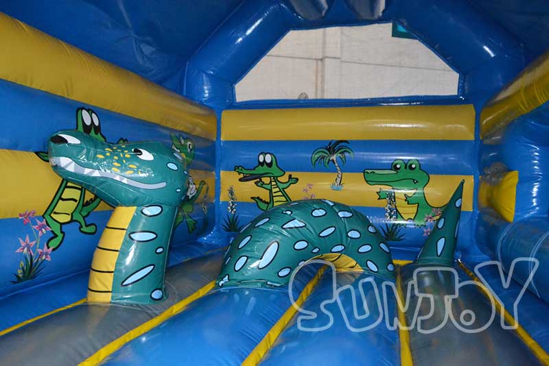 bouncing area with snake obstacle