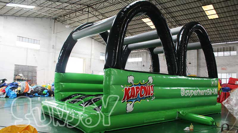 wave lines inflatable obstacle details 2