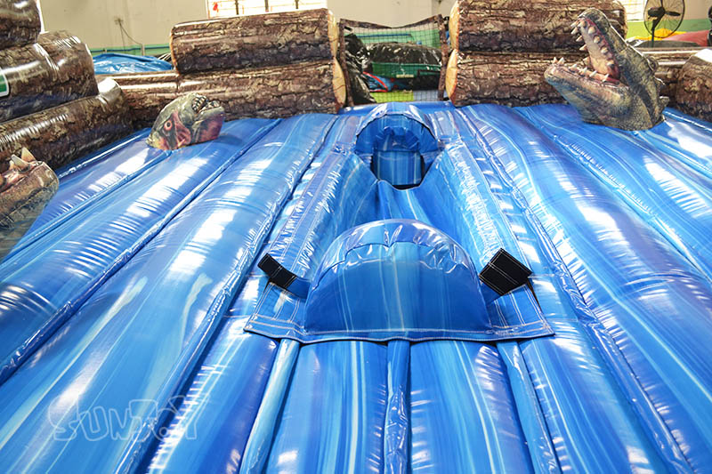 crocodile pond inflatable bouncer details 2