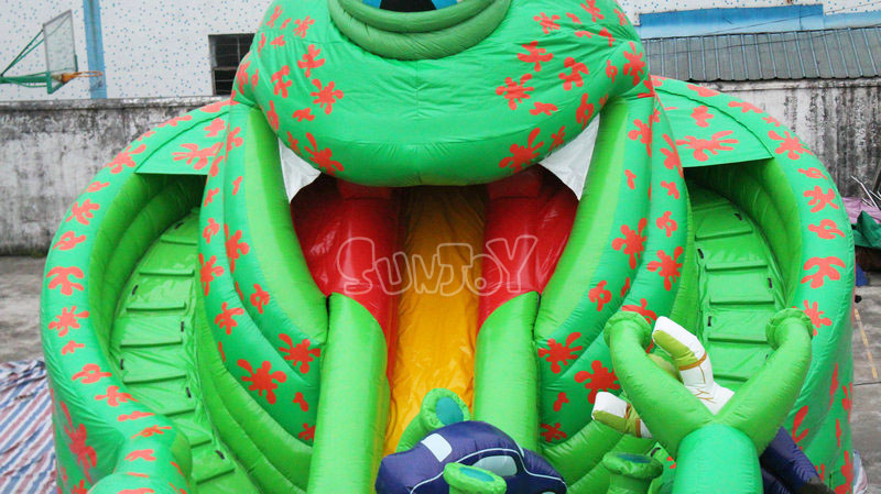 alien monster amusement park details 1
