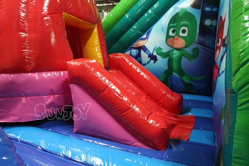 Pj Masks inflatable playground details 3