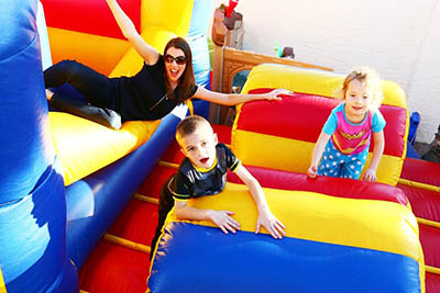 jump house play for kids and parents jump house play for kids and parents