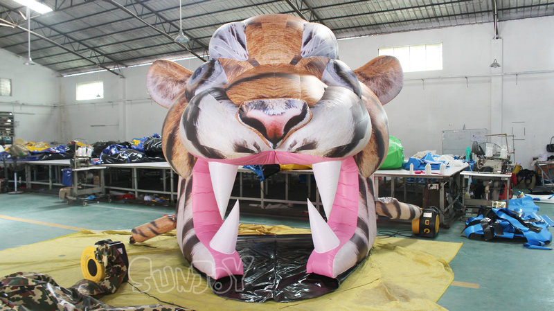 inflatable tiger head tunnel details 1